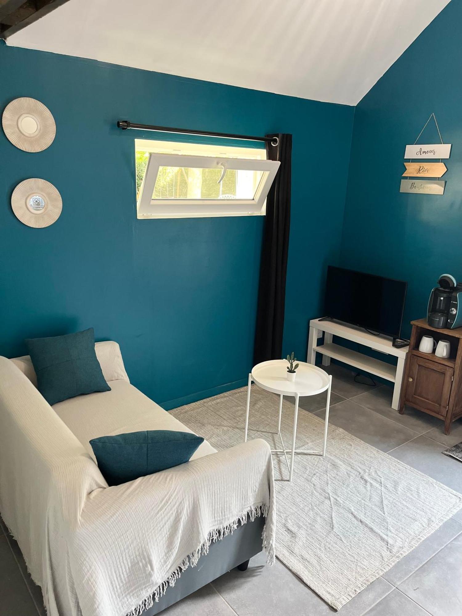 Studio Avec Grand Jardin + Parking Seraincourt Ngoại thất bức ảnh